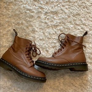 Doc Martens Pascal boots